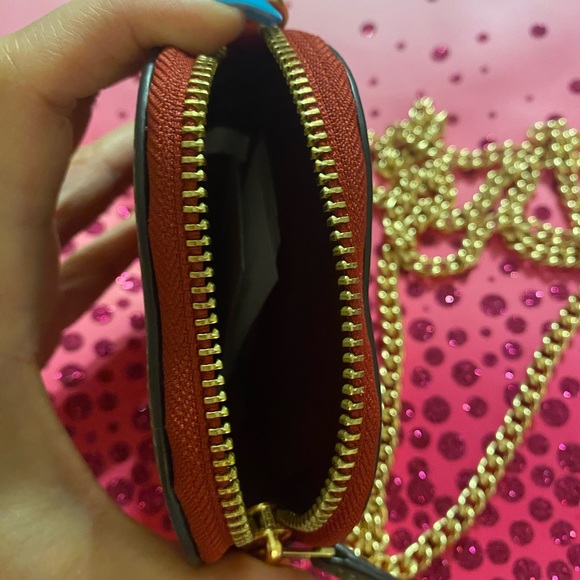 🍓🍓🍓Coach🍓🍓🍓Strawberry coin case. NWT - Picture 5 of 5